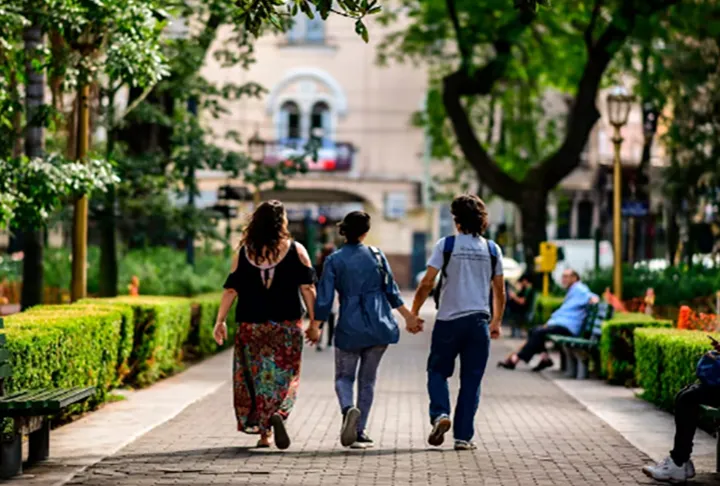 افزایش روابط چندمِهری در کانادا